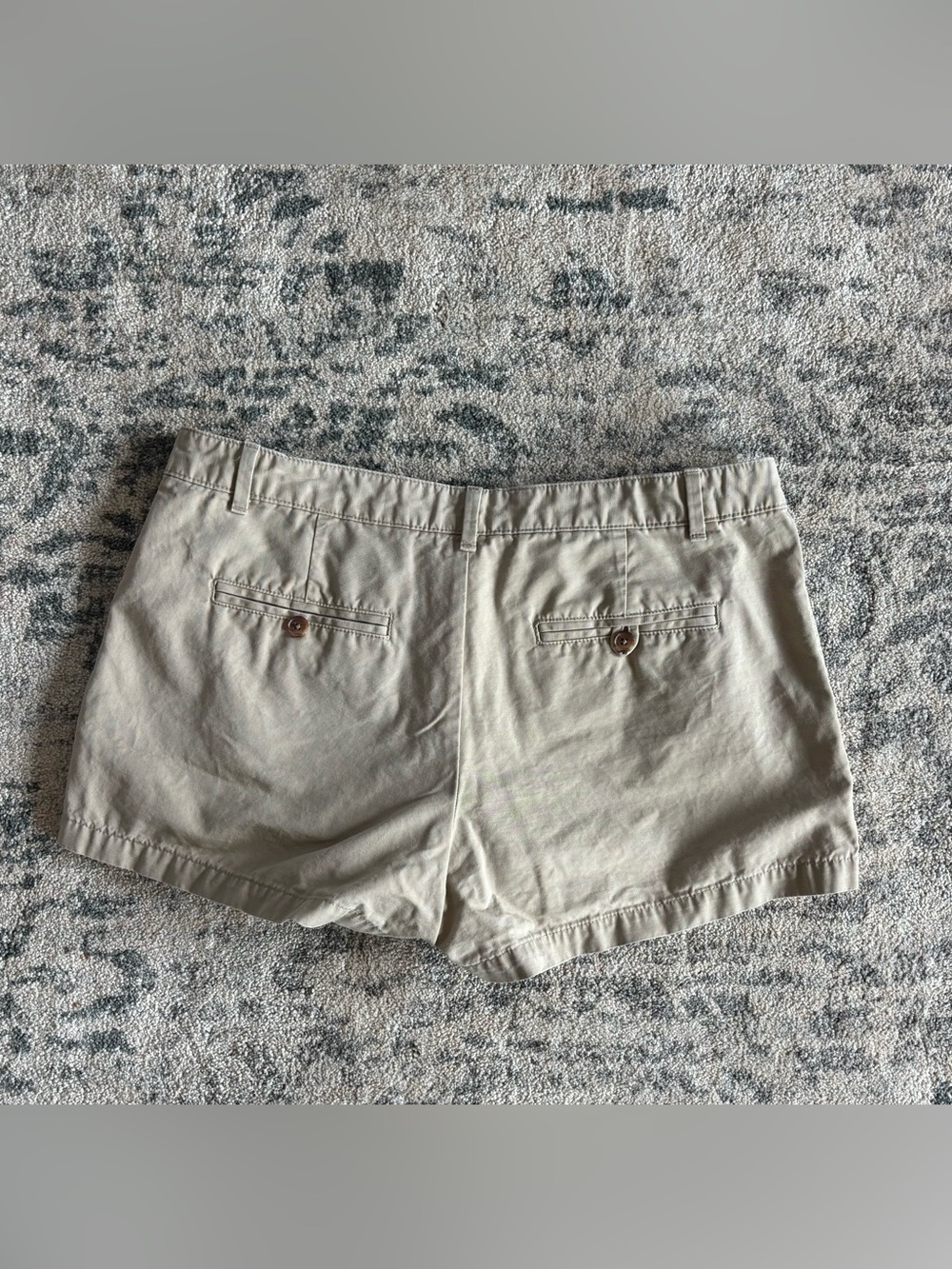 GAP Women's Tan Chino Shorts - Picture 3 of 4